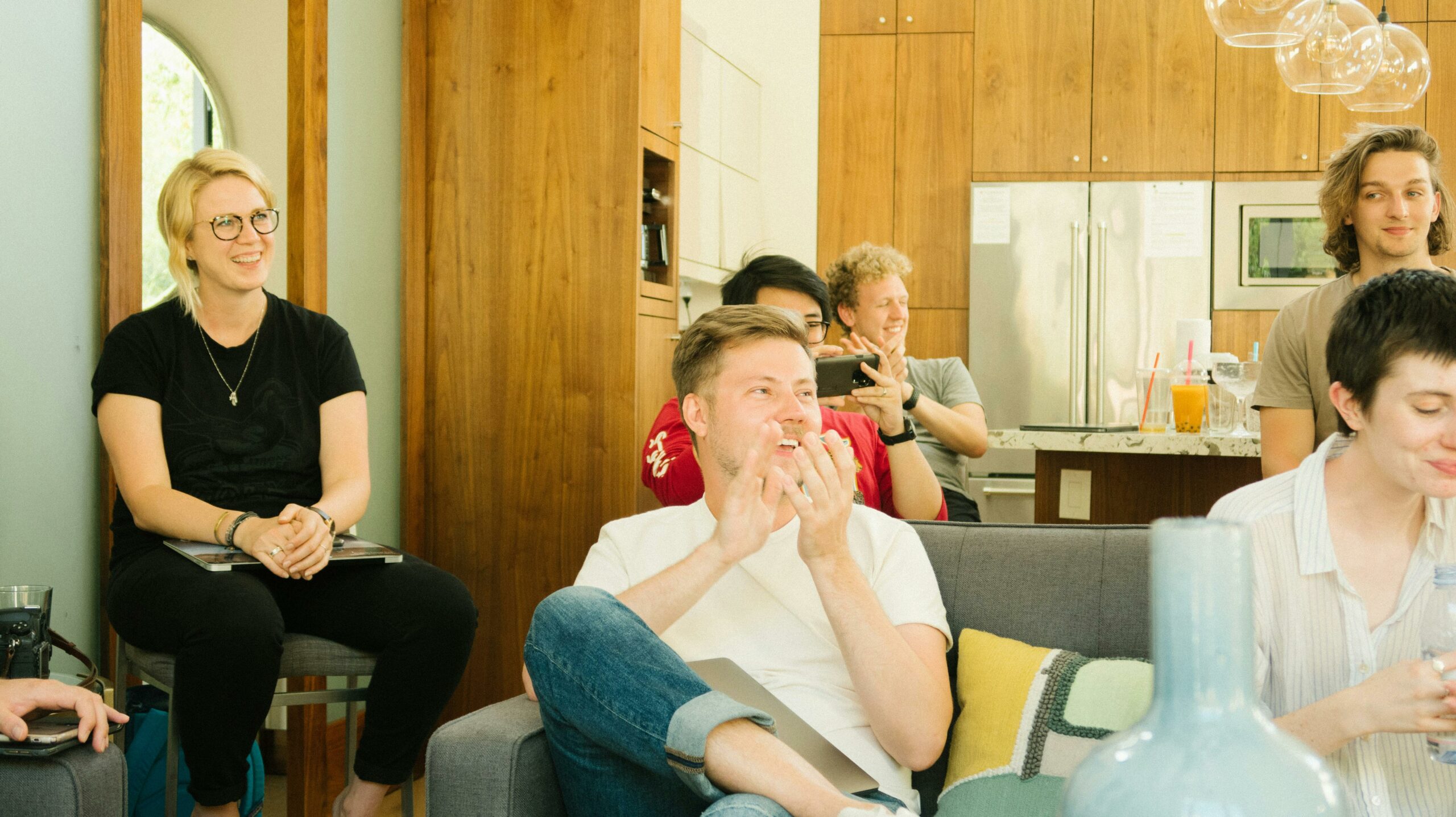 Organisez un team-building unique à Paris avec un traiteur social et engagé